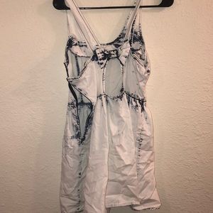 Adorable dress with bow